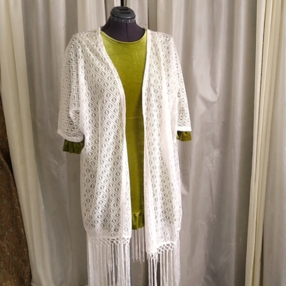 Lace kimono